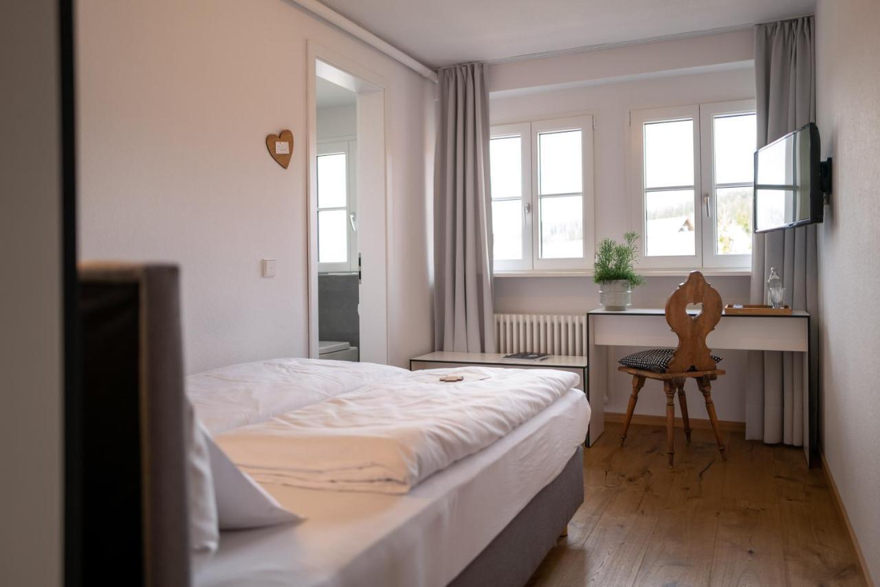 Der Hirschen Hotel Sankt Margen Bagian luar foto